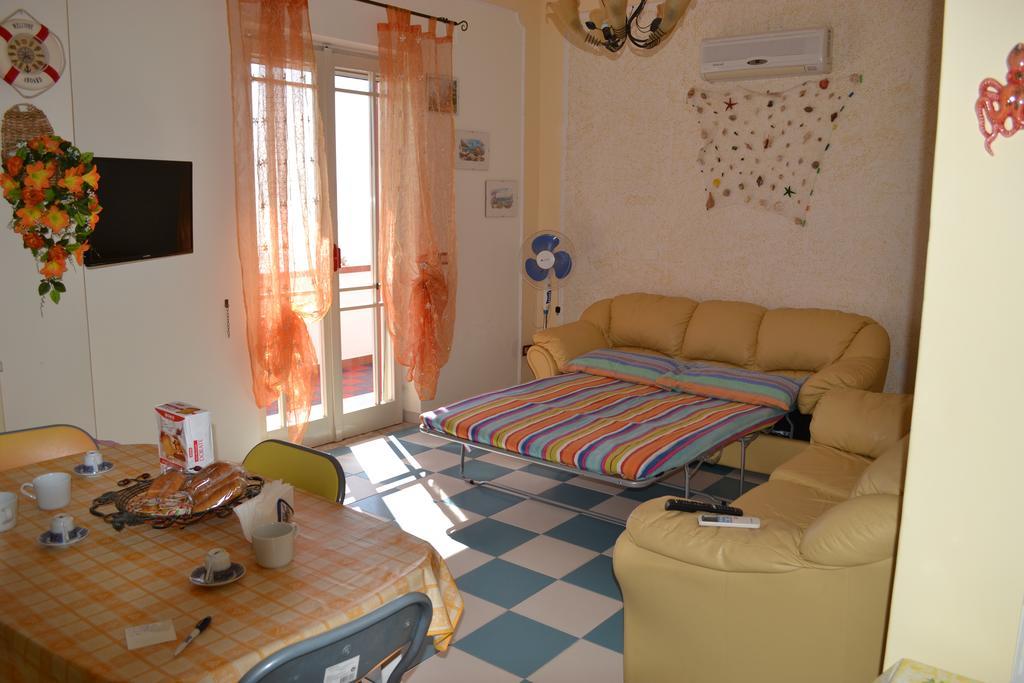 Casa Vacanze Dei Navigatori On The Sea ポンテカニャーノ エクステリア 写真